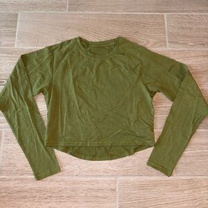 ALPHALETE cropped long sleeve